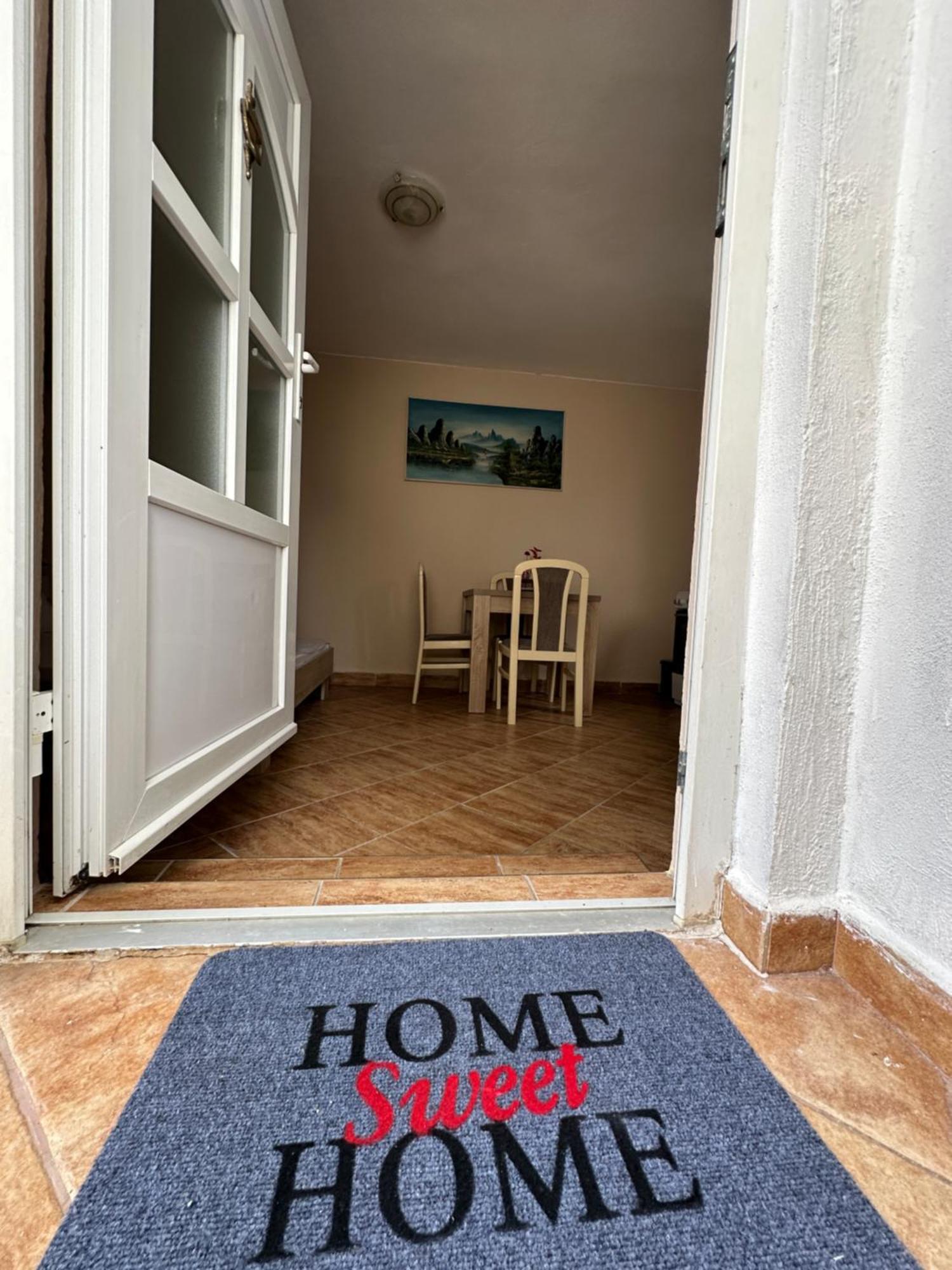 Apartman Nina Risan Exterior foto
